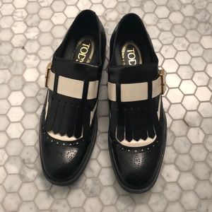Tod’s Kiltie Oxfords with Buckle